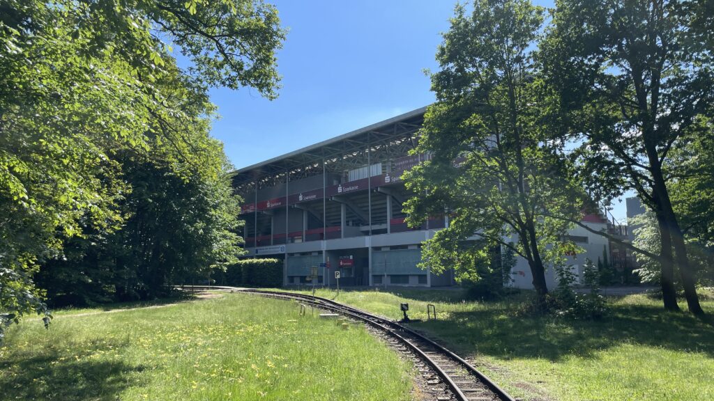 LEAG Energie Stadion in welche der FC Energie Cottbus in der Regionalliga Nordost im Osten spielt.